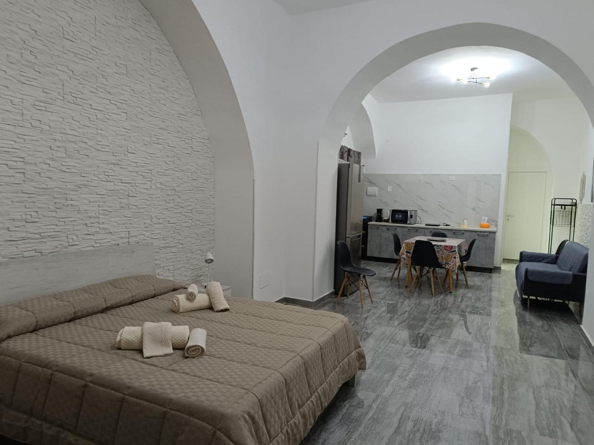 Apartment House Garibaldi Street *